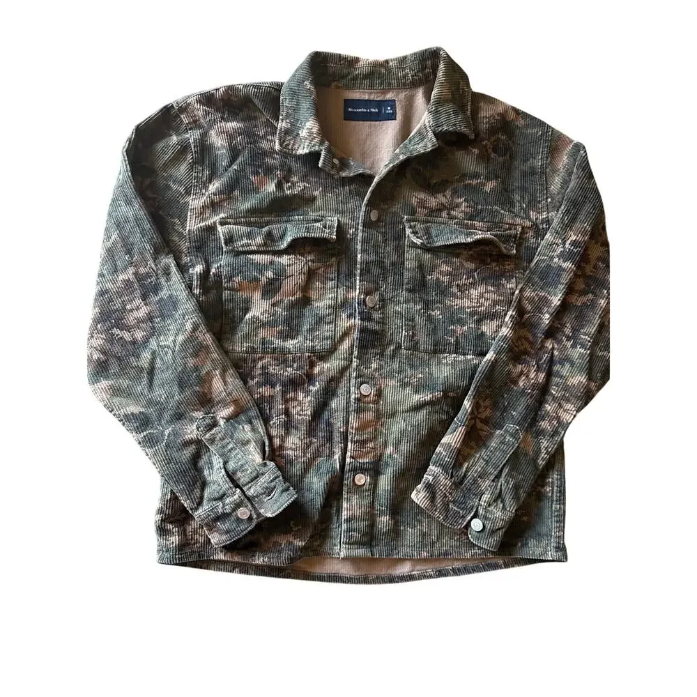 Abercrombie & Fitch Tree Camo Medium Corduroy Button Up Shirt